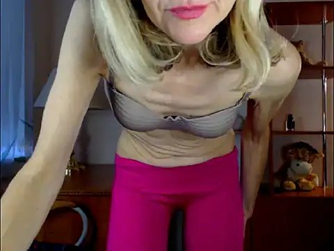 Tanya6547 online show from November 6, 9:24 am