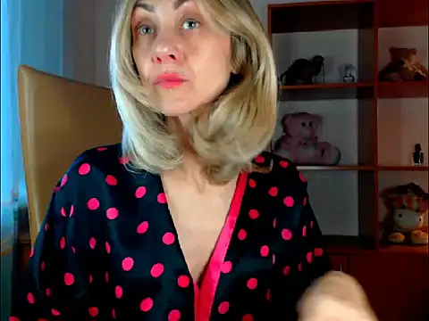 Tanya6547 online show from October 18, 11:01 am