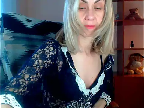 Tanya6547 online show from March 22, 11:45 am