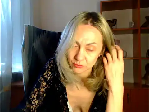 Tanya6547 online show from January 18, 9:56 am