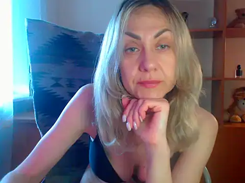 Tanya6547 online show from June 4, 8:19 am