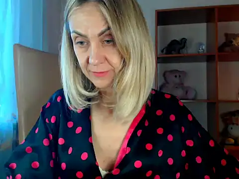 Tanya6547 online show from October 21, 10:47 am