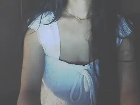 Snapshot of emma_06@xh chatting on July 4, 3:57 am emma 06xh online show from July 4, 3:57 am