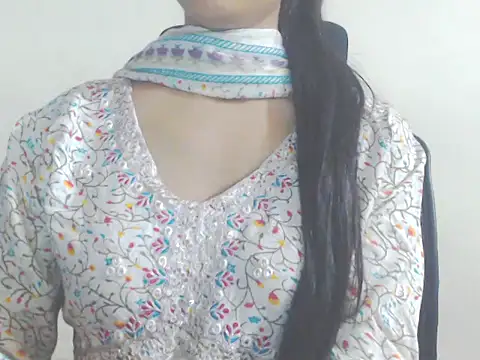 Snapshot of emma_06@xh chatting on June 12, 3:10 pm emma 06xh online show from June 12, 3:10 pm