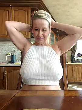 Lotus-blume1 online show from November 24, 9:53 am