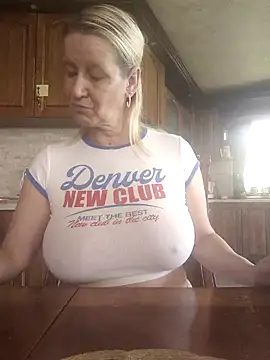 Lotus-blume1 online show from December 5, 10:58 am