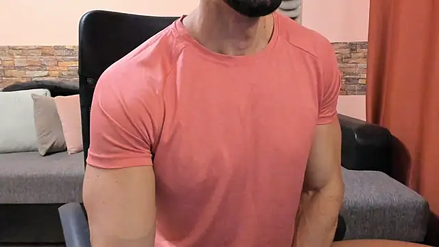 HotHunkTrainer online show from November 28, 8:47 am