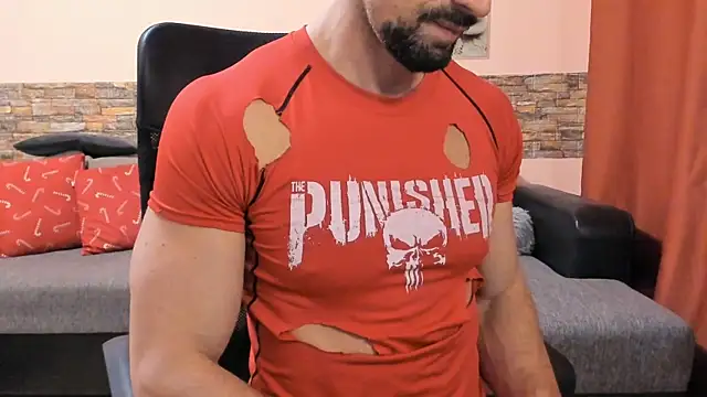 HotHunkTrainer online show from February 10, 8:57 am