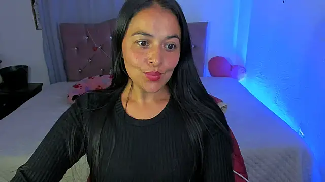 Snapshot of jessamond chatting on February 6, 11:26 pm jessamond online show from February 6, 11:26 pm