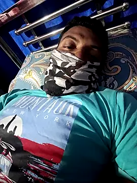 model yesx online show from January 11, 4:03 pm