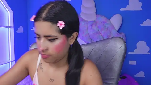 Snapshot of miss_romyna chatting on October 7, 11:00 am miss romyna online show from October 7, 11:00 am