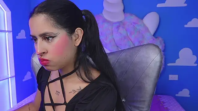 Snapshot of miss_romyna chatting on October 1, 11:03 am miss romyna online show from October 1, 11:03 am