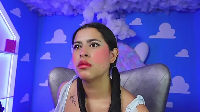 miss romyna online show from April 20, 11:02 am