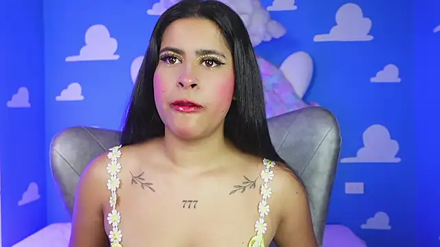 miss romyna online show from April 3, 11:05 am