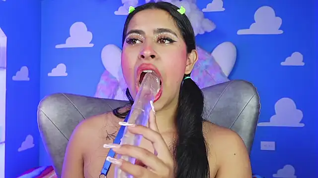 miss romyna online show from April 9, 11:05 am