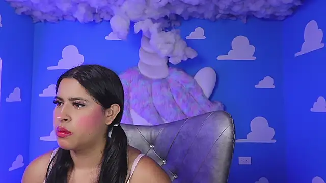 miss romyna online show from March 30, 11:01 am