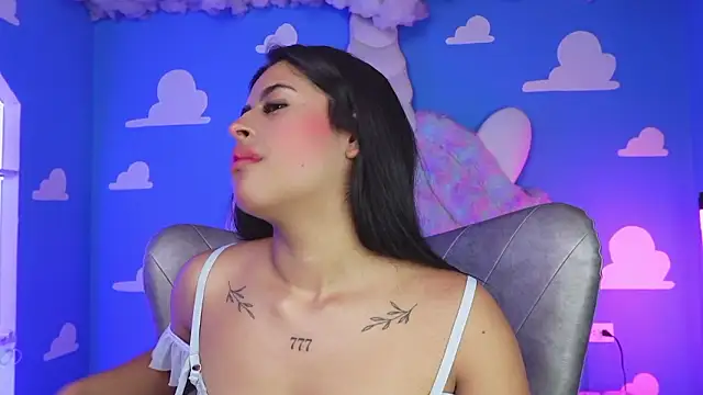 miss romyna online show from February 7, 11:07 am