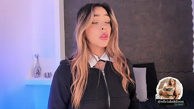 Snapshot of Addison_baker chatting on March 4, 11:00 pm Addison baker online show from March 4, 11:00 pm