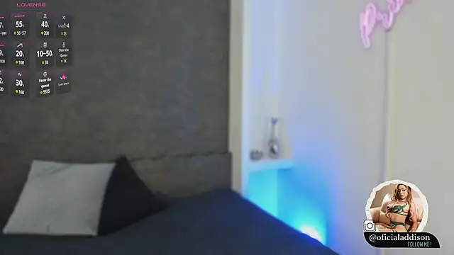 Snapshot of Addison_baker chatting on March 1, 8:32 pm Addison baker online show from March 1, 8:32 pm