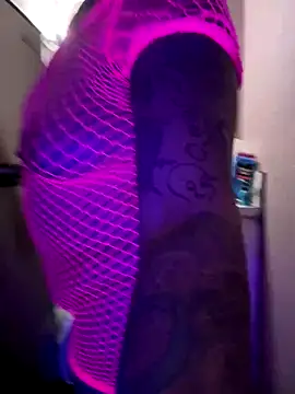 Snapshot of fatpus1169 chatting on October 15, 2:43 am fatpus1169 online show from October 15, 2:43 am