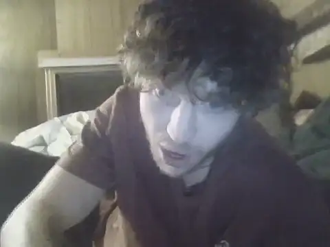 Snapshot of Irishman9077 chatting on October 20, 8:37 am Irishman9077 online show from October 20, 8:37 am