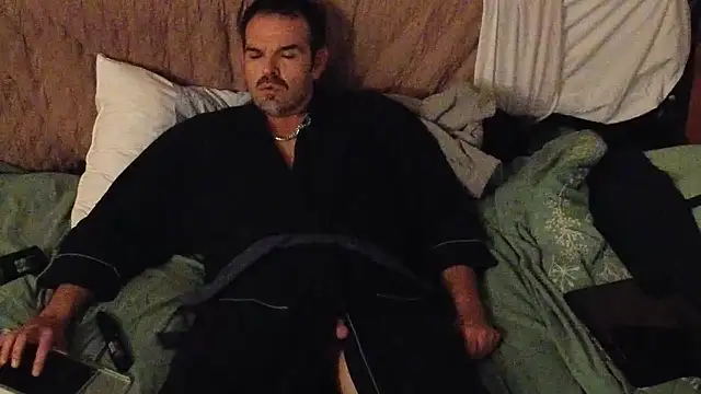 badboybrad11 online show from February 12, 3:50 am