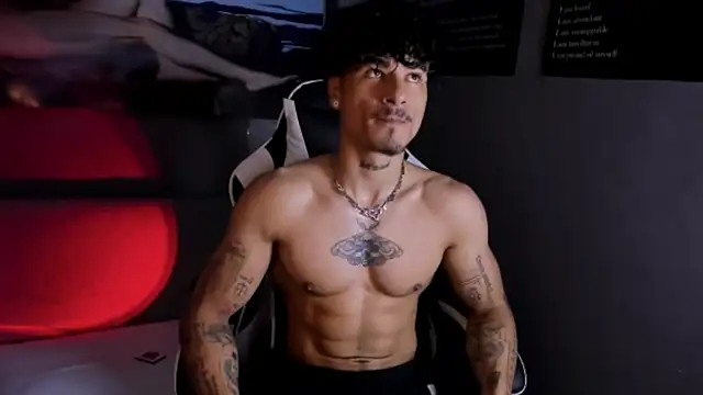 Thomas Fit1 online show from April 17, 5:49 pm