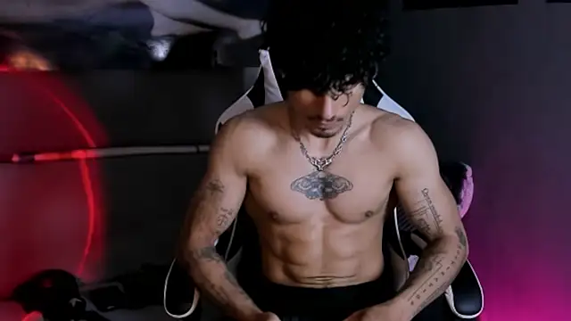 Thomas Fit1 online show from March 31, 11:51 pm