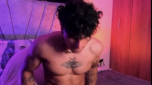 Thomas Fit1 online show from October 18, 9:50 pm