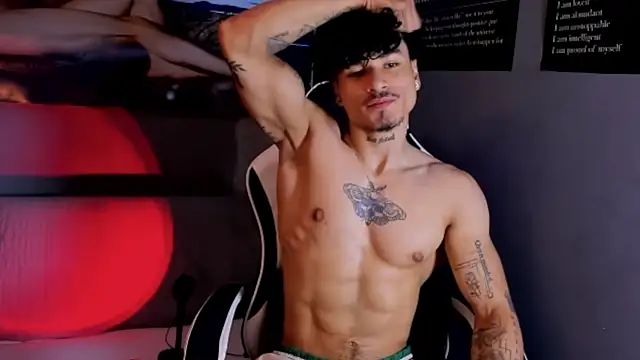 Thomas Fit1 online show from April 24, 8:22 pm