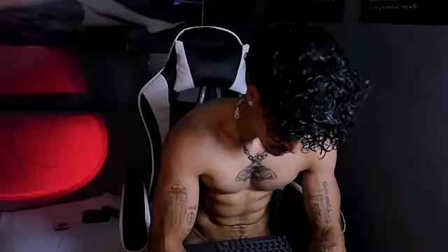 Thomas Fit1 online show from April 18, 5:54 am