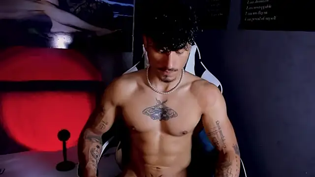 Thomas Fit1 online show from May 5, 2:47 am