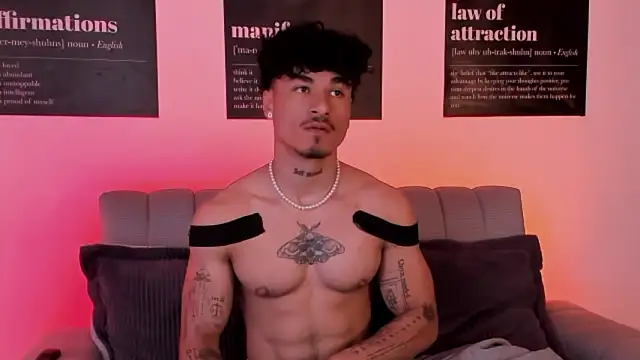 Thomas Fit1 online show from February 6, 7:10 pm