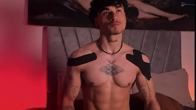 Thomas Fit1 online show from November 25, 1:28 am