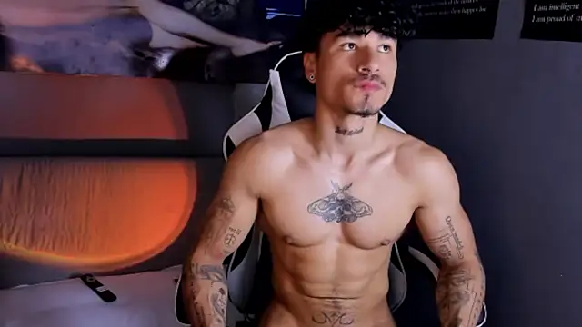 Thomas Fit1 online show from April 22, 7:53 pm