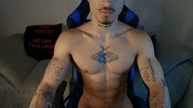 Snapshot of Thomas_Fit1 chatting on July 11, 12:16 pm Thomas Fit1 online show from July 11, 12:16 pm