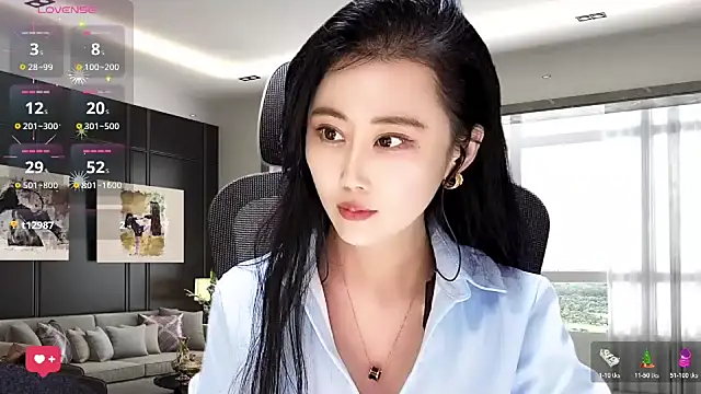 W-E-N-123 online show from October 19, 11:51 pm