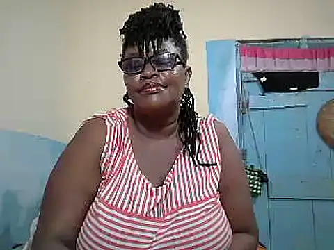 sexy bigboobss online show from December 4, 9:47 pm