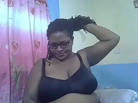 Snapshot of sexy_bigboobss chatting on March 16, 6:42 am sexy bigboobss online show from March 16, 6:42 am