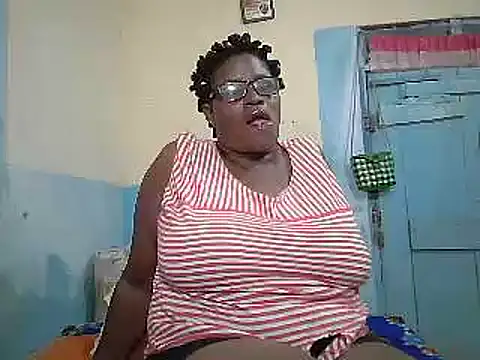 Snapshot of sexy_bigboobss chatting on July 9, 7:42 am sexy bigboobss online show from July 9, 7:42 am