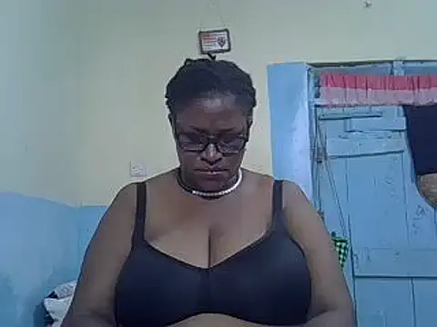 sexy bigboobss online show from October 27, 8:10 pm