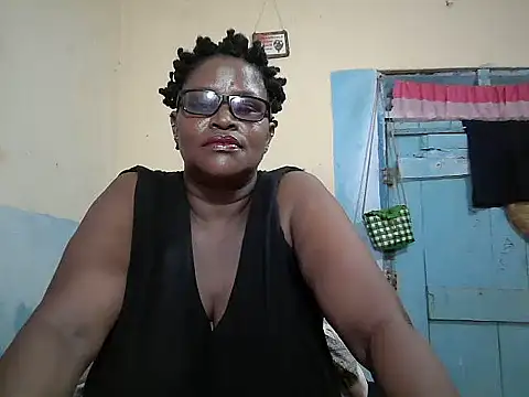 Snapshot of sexy_bigboobss chatting on April 24, 6:54 pm sexy bigboobss online show from April 24, 6:54 pm