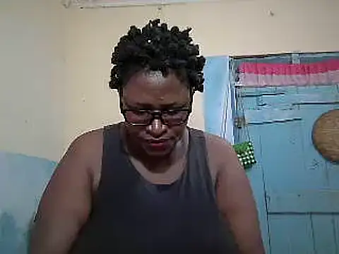 Snapshot of sexy_bigboobss chatting on May 6, 7:34 am sexy bigboobss online show from May 6, 7:34 am
