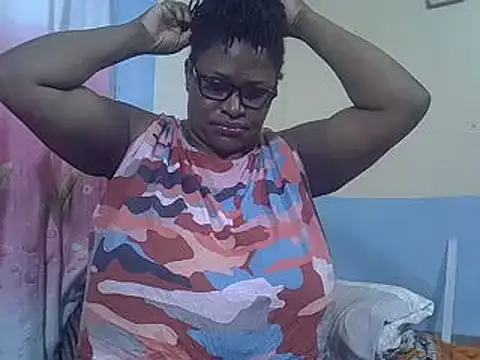 Snapshot of sexy_bigboobss chatting on March 19, 7:27 pm sexy bigboobss online show from March 19, 7:27 pm