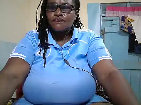 sexy bigboobss online show from January 10, 9:10 pm