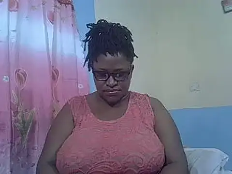 Snapshot of sexy_bigboobss chatting on March 19, 10:00 am sexy bigboobss online show from March 19, 10:00 am