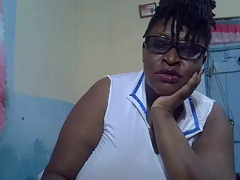 Snapshot of sexy_bigboobss chatting on September 27, 7:58 am sexy bigboobss online show from September 27, 7:58 am