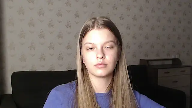 Snapshot of EmySway chatting on December 30, 4:51 pm EmySway online show from December 30, 4:51 pm