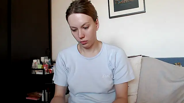 Snapshot of Scarlettford chatting on February 6, 8:32 am Scarlettford online show from February 6, 8:32 am