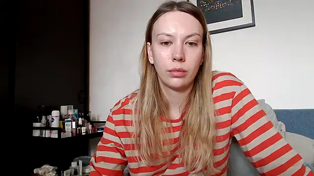 Snapshot of Scarlettford chatting on February 17, 12:02 pm Scarlettford online show from February 17, 12:02 pm